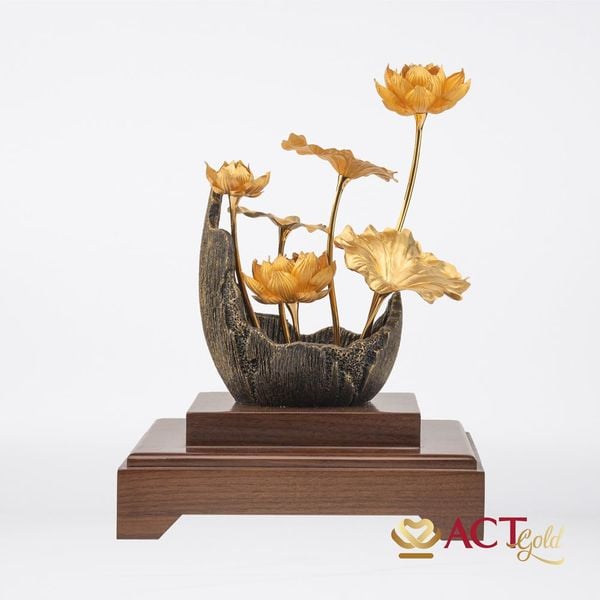 Quà tặng Hồ Sen 6 Cành dát vàng 24k ACT GOLD ISO 9001:2015