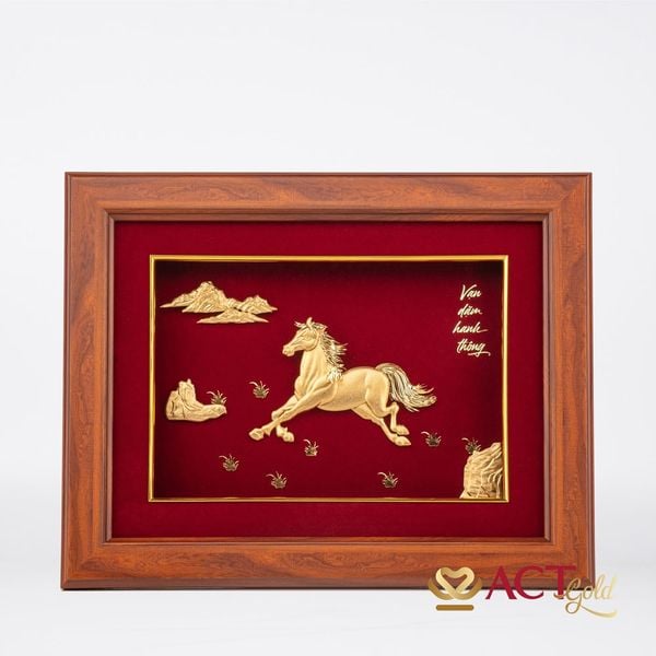 Quà tặng Tranh Độc Mã Truy Phong dát vàng 24k ACT GOLD ISO 9001:2015