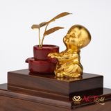 Quà tặng Tượng Chú Tiểu Bên Chậu Vạn Niên dát vàng 24k ACT GOLD ISO 9001:2015