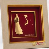 Tranh Áo dài Việt Nam dát vàng 24k ACT GOLD ISO 9001:2015