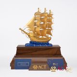 Quà tặng Thuyền Buồm dát vàng 24k ACT GOLD ISO 9001:2015