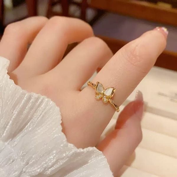  Nhẫn Kinsley 