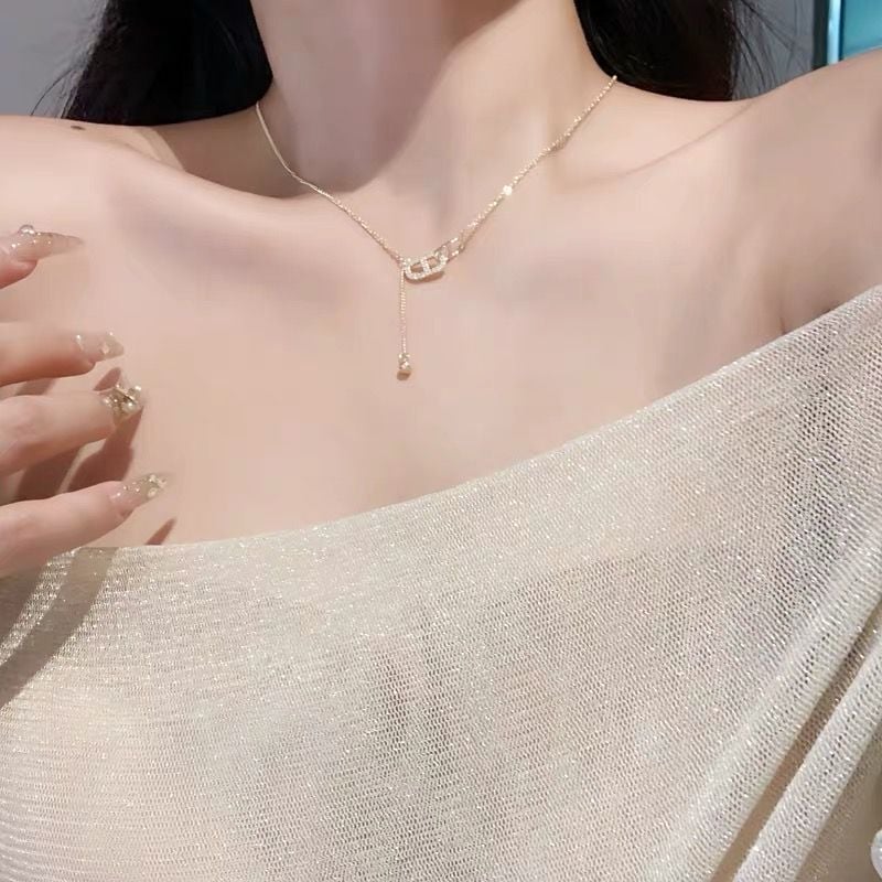  Dây chuyền Lucinda 
