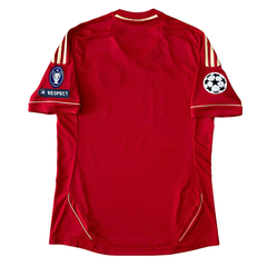 ÁO BÓNG ĐÁ BAYERN MUNICH 2011/12 CHÍNH HÃNG FAN + PATCH C1, FINAL DETAIL 2012 - V13554