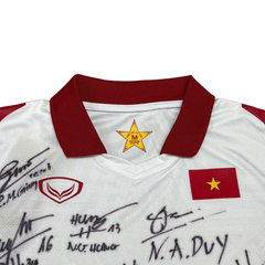 ÁO BÓNG ĐÁ VIỆT NAM 2021 SÂN KHÁCH CHÍNH HÃNG PLAYER + PATCH FIFA FUTSAL WORLD CUP LITHUANIA 2021 + CHỮ KÍ CẦU THỦ