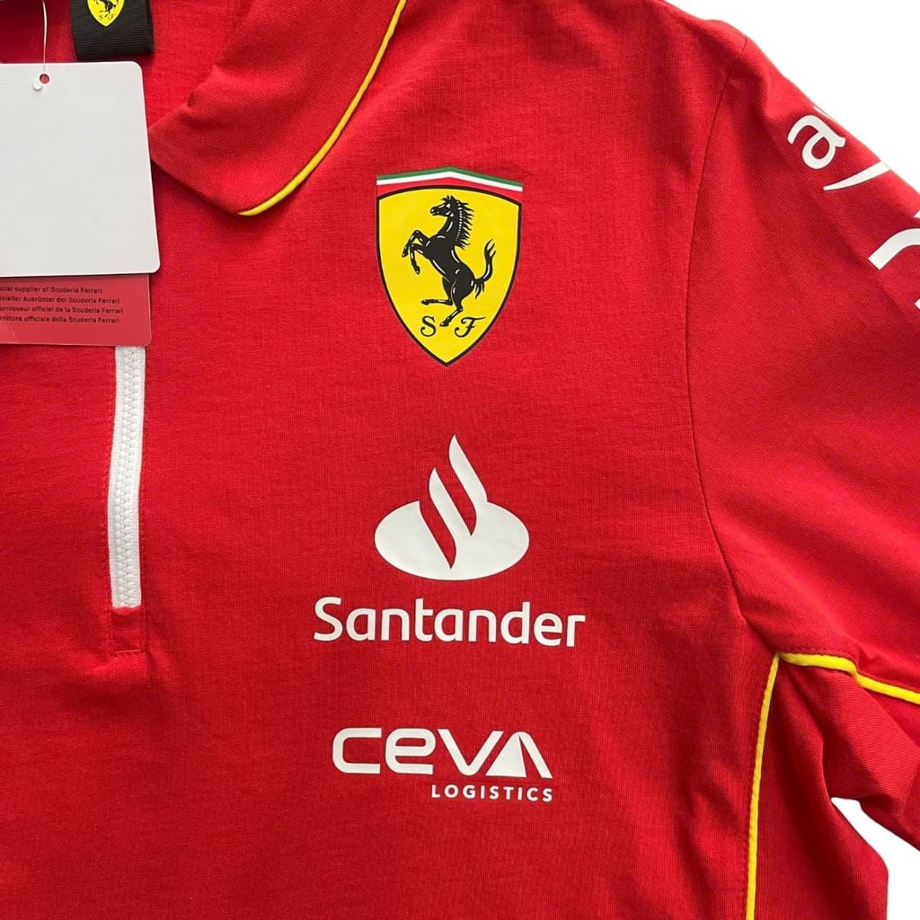 ÁO POLO F1 SCUDERIA FERRARI TEAM 2025 FAN AUTHENTIC - 763602 - 01