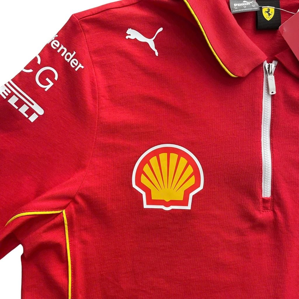 ÁO POLO F1 SCUDERIA FERRARI TEAM 2025 FAN AUTHENTIC - 763602 - 01