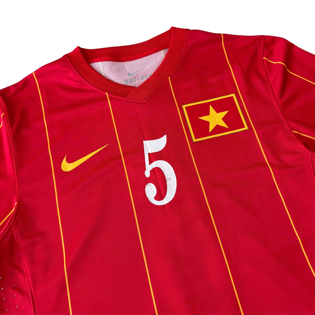 ÁO BÓNG ĐÁ VIỆT NAM 2010 SÂN NHÀ CHÍNH HÃNG PLAYER + N.H.THINH #5 - NGÔ HOÀNG THỊNH