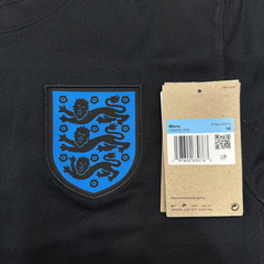 ÁO BÓNG ĐÁ TUYỂN NỮ ANH 2025 CHÍNH HÃNG SÂN KHÁCH BẢN FAN - FZ9022-010 - FORM DÀNH CHO NAM