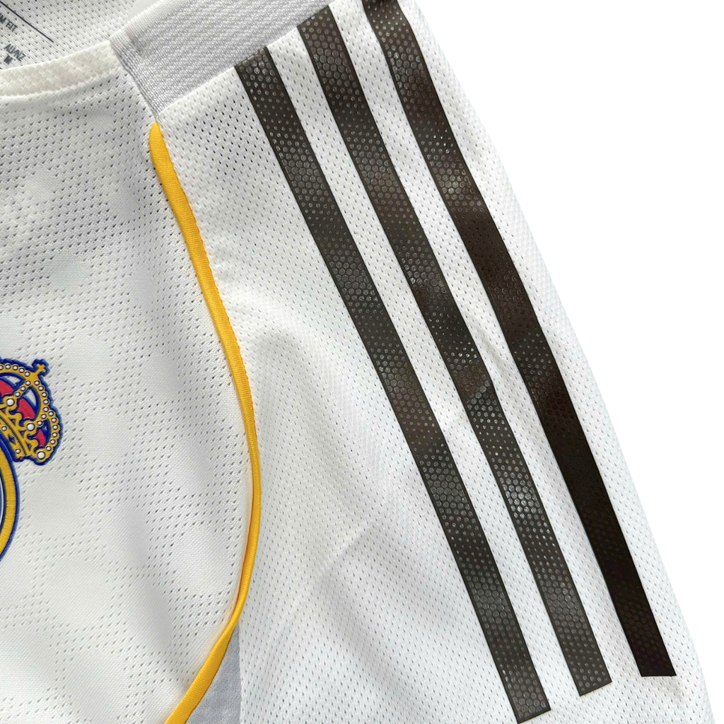 ÁO BÓNG ĐÁ REAL MADRID 2025/26 SÂN NHÀ PLAYER CHÍNH HÃNG JV5918