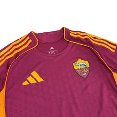 ÁO BÓNG ĐÁ AS ROMA 2025/26 SÂN NHÀ CHÍNH HÃNG PLAYER - JP4185