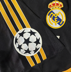 ÁO BÓNG ĐÁ REAL MADRID 1999/01 CHÍNH HÃNG SÂN KHÁCH NAMESET MAKELELE 24 - 627114
