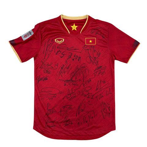 ÁO BÓNG ĐÁ VIỆT NAM 2022 SÂN NHÀ CHÍNH HÃNG PLAYER + PATCH AFF CUP 2022 + CHỮ KÍ CẦU THỦ