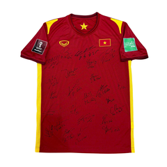 ÁO BÓNG ĐÁ VIỆT NAM 2021 SÂN NHÀ CHÍNH HÃNG PLAYER + PATCH VÒNG LOẠI WORLD CUP 2022 + CHỮ KÍ CẦU THỦ