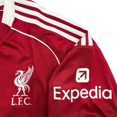 ÁO BÓNG ĐÁ LIVERPOOL 2025/26 SÂN NHÀ TAY DÀI CHÍNH HÃNG JV6456