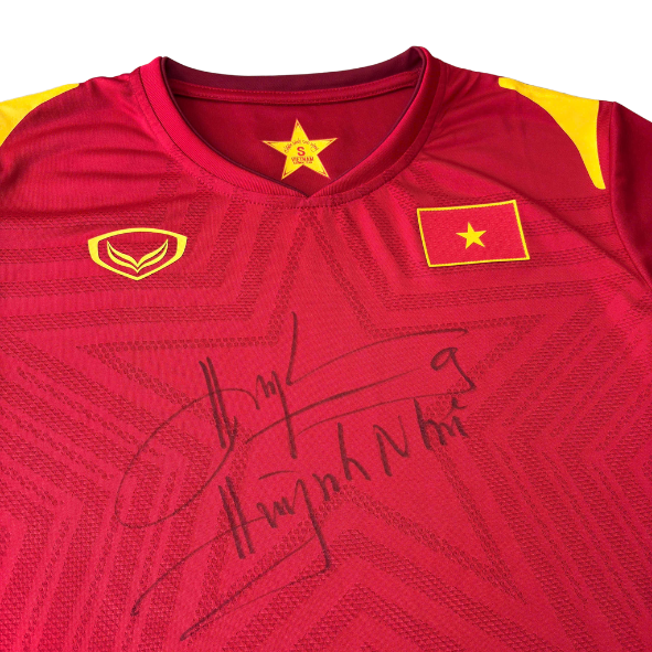 ÁO BÓNG ĐÁ VIỆT NAM 2021 SÂN NHÀ CHÍNH HÃNG PLAYER - CHỮ KÍ CẦU THỦ HUỲNH NHƯ