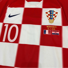 ÁO BÓNG ĐÁ CROATIA 2018 SÂN NHÀ CHÍNH HÃNG FAN + PATCH FIFA WORLD CUP 2018 & DETAIL CHUNG KẾT & MODRIĆ #10