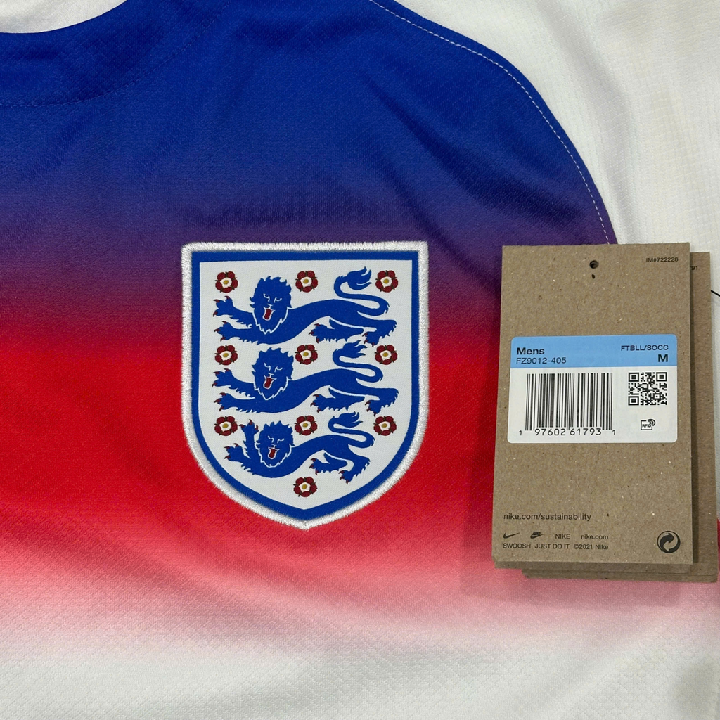 ÁO BÓNG ĐÁ TUYỂN NỮ ANH 2025 CHÍNH HÃNG SÂN NHÀ BẢN FAN - FZ9012-405 - FORM DÀNH CHO NAM