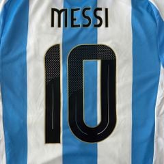 ÁO BÓNG ĐÁ ARGENTINA 2024/25 CHÍNH HÃNG SÂN NHÀ BẢN FAN NAMESET MESSI 10 - IP8409