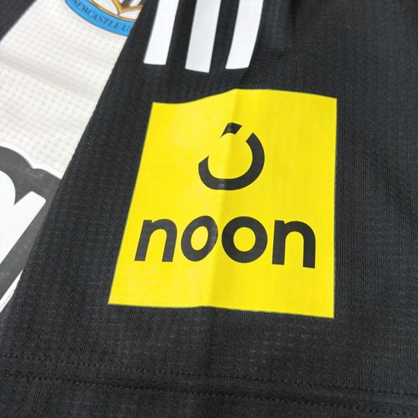 ÁO BÓNG ĐÁ NEWCASTLE 2024/25 SÂN NHÀ CHÍNH HÃNG PLAYER - JJ4466