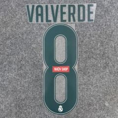 NAMESET VALVERDE 8 AUTHENTIC REAL MADRID SÂN NHÀ 2026/27 CUP
