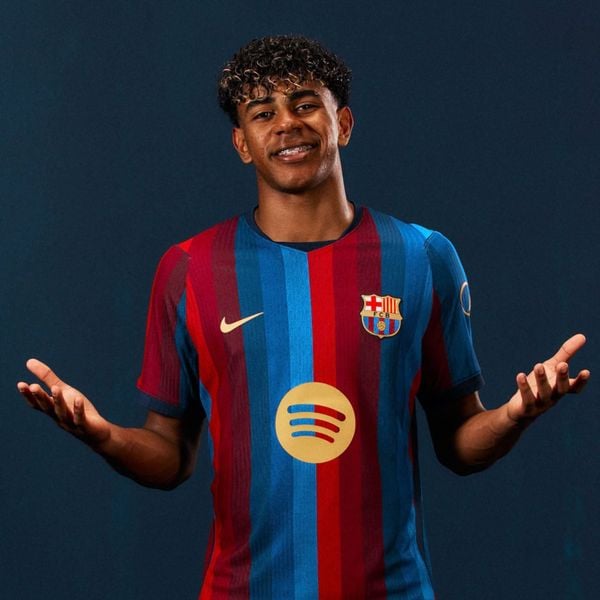 ÁO BÓNG ĐÁ BARCELONA 2026/27 SÂN NHÀ BẢN PLAYER CHÍNH HÃNG - II2709-683