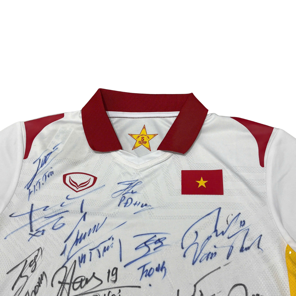 ÁO BÓNG ĐÁ VIỆT NAM 2021 SÂN KHÁCH CHÍNH HÃNG PLAYER + CHỮ KÍ ĐỘI TUYỂN NAM