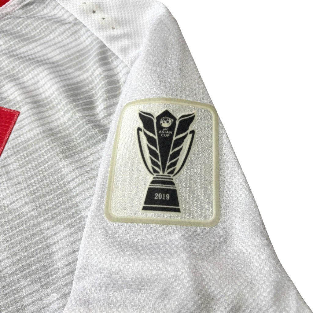 ÁO BÓNG ĐÁ VIỆT NAM 2019 SÂN KHÁCH CHÍNH HÃNG PLAYER 038-923 - ĐỖ HÙNG DŨNG #16 + PATCH ASIAN CUP 2019
