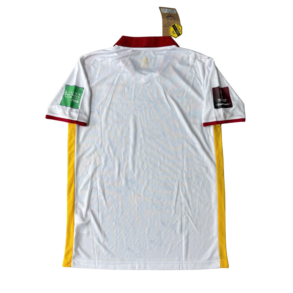 ÁO BÓNG ĐÁ VIỆT NAM 2021 SÂN KHÁCH CHÍNH HÃNG PLAYER + PATCH VÒNG LOẠI WORLD CUP 2022 + CHỮ KÍ CẦU THỦ