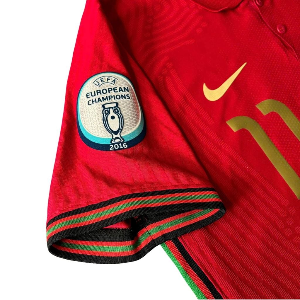 ÁO BÓNG ĐÁ BỒ ĐÀO NHA 2020/21 CHÍNH HÃNG SÂN NHÀ PLAYER CD0587-687 - NAME PATCH UEFA B.FERNANDES