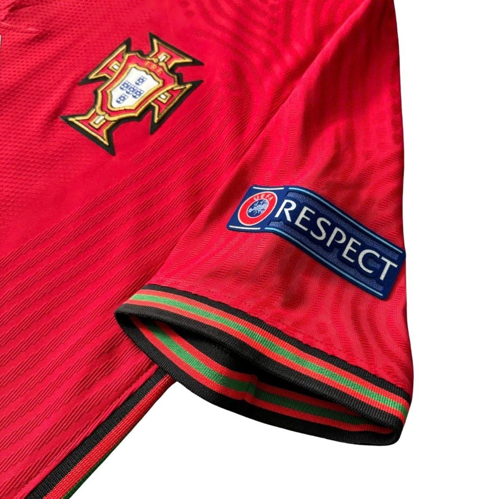 ÁO BÓNG ĐÁ BỒ ĐÀO NHA 2020/21 CHÍNH HÃNG SÂN NHÀ PLAYER CD0587-687 - NAME PATCH UEFA B.FERNANDES