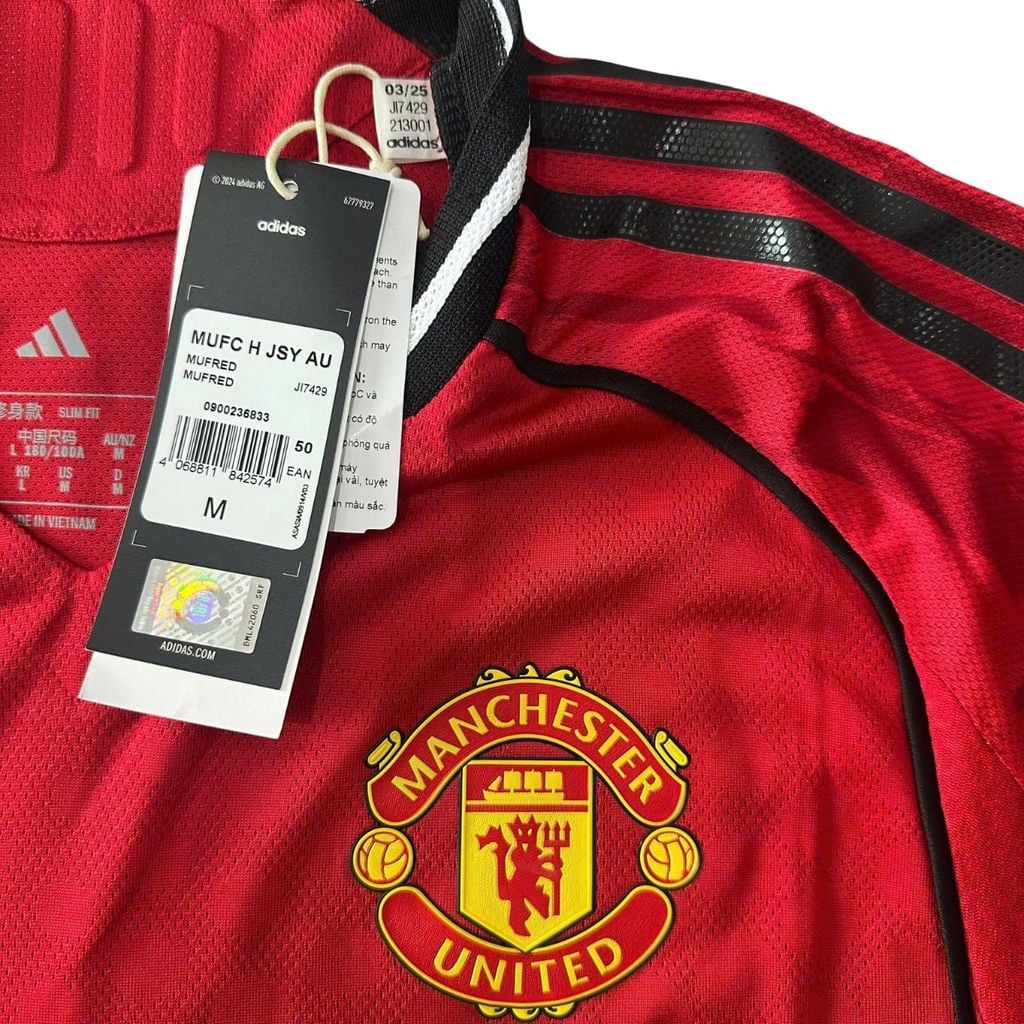 ÁO BÓNG ĐÁ MANCHESTER UNITED 2025/26 SÂN NHÀ CHÍNH HÃNG PLAYER - JI7429