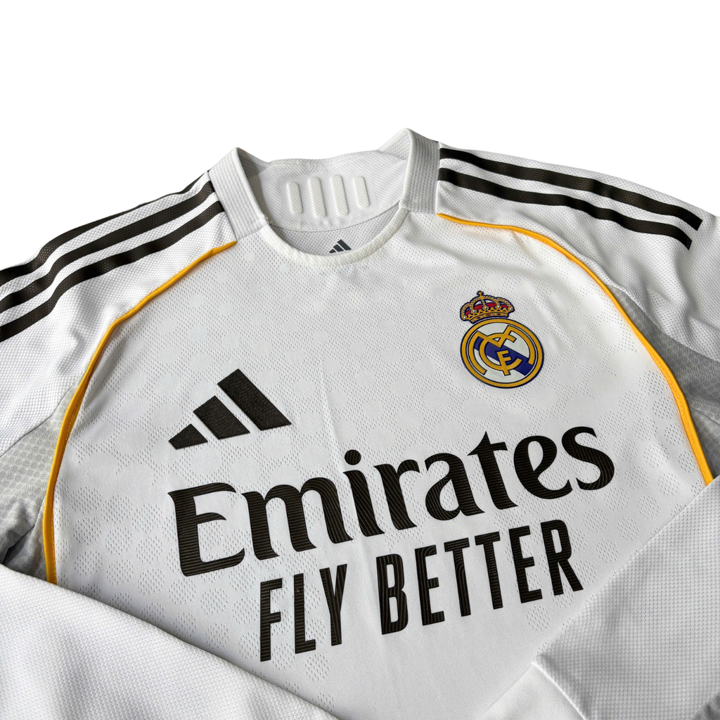 ÁO BÓNG ĐÁ REAL MADRID 2025/26 SÂN NHÀ CHÍNH HÃNG PLAYER TAY DÀI – JN8866