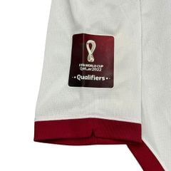 ÁO BÓNG ĐÁ ĐỘI TUYỂN QATAR 2022/23 CHÍNH HÃNG SÂN NHÀ FAN CD8103-100 - PATCH FIFA WORLD CUP SIZE M (UK)