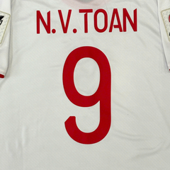 ÁO BÓNG ĐÁ VIỆT NAM 2019 SÂN KHÁCH CHÍNH HÃNG PLAYER 038-923 - NGUYỄN VĂN TOÀN #9 + PATCH ASIAN CUP 2019 - KHÔNG TAG - 10/10