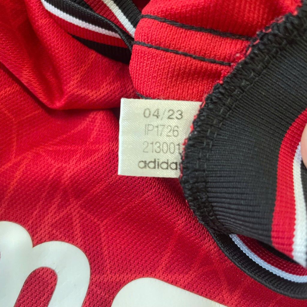 ÁO BÓNG ĐÁ MANCHESTER UNITED SÂN NHÀ 2023/24 NAMESET MAINOO - 37 CHÍNH HÃNG FAN - IP1726 (KHÔNG TAG)