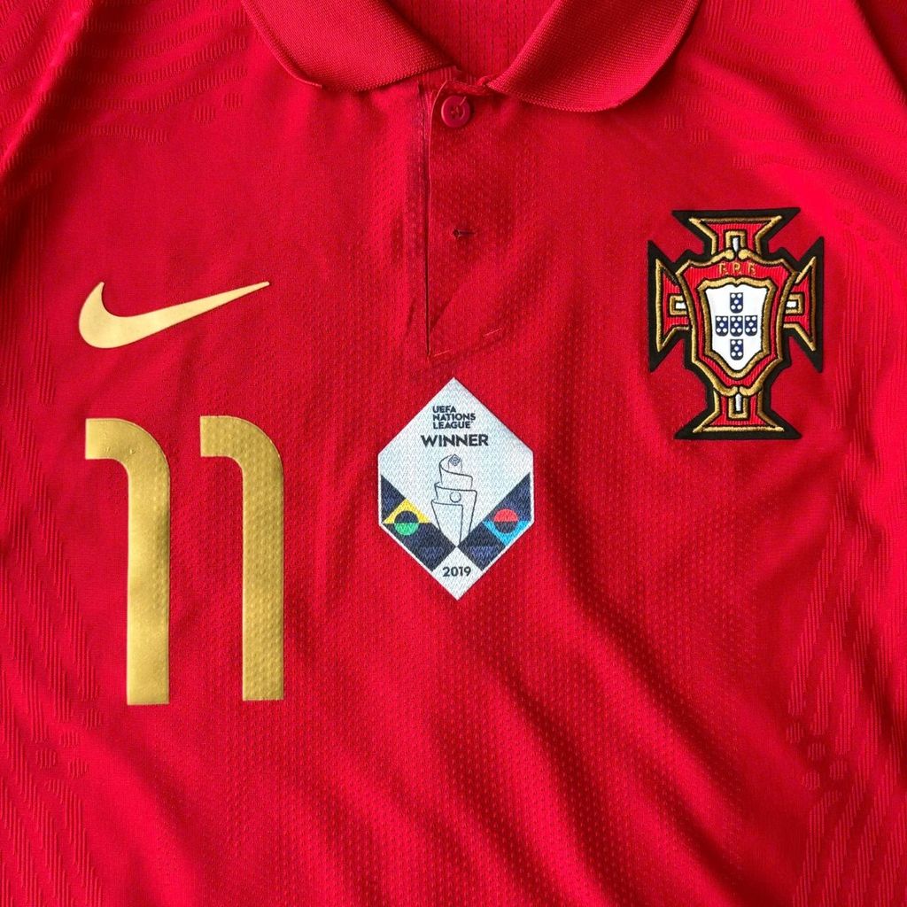 ÁO BÓNG ĐÁ BỒ ĐÀO NHA 2020/21 CHÍNH HÃNG SÂN NHÀ PLAYER CD0587-687 - NAME PATCH UEFA B.FERNANDES