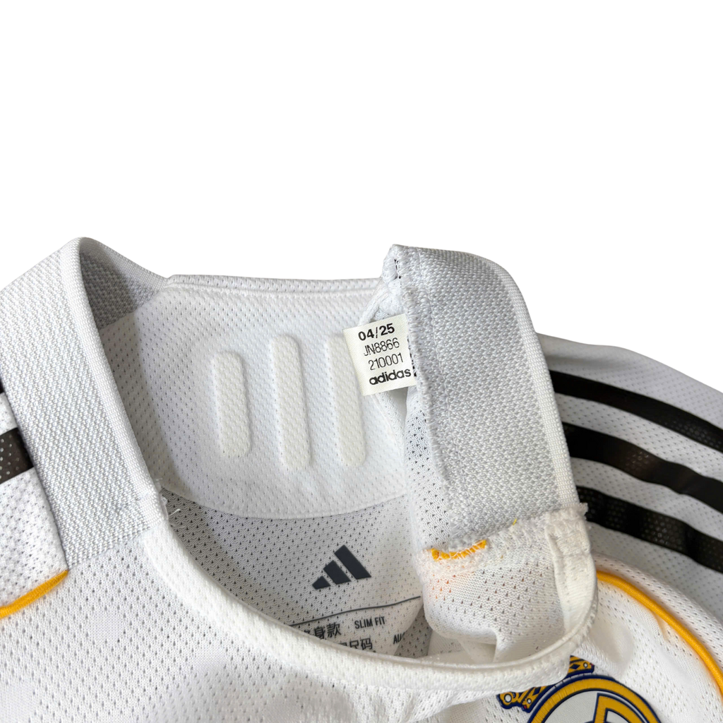 ÁO BÓNG ĐÁ REAL MADRID 2025/26 SÂN NHÀ CHÍNH HÃNG PLAYER TAY DÀI – JN8866