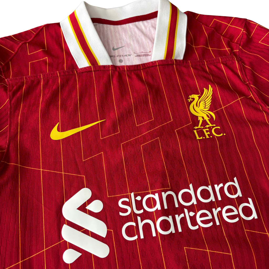 ÁO BÓNG ĐÁ LIVERPOOL 2024/25 SÂN NHÀ CHÍNH HÃNG PLAYER + PATCH C1 & ALEXANDER-ARNOLD #66 FN8776-688.