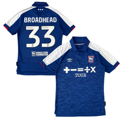 ÁO BÓNG ĐÁ IPSWICH TOWN 2023/24 SÂN NHÀ CHÍNH HÃNG FAN + BROADHEAD #33