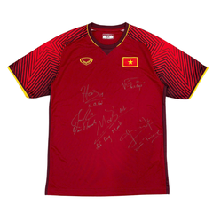 ÁO BÓNG ĐÁ VIỆT NAM 2018 SÂN NHÀ CHÍNH HÃNG PLAYER + CHỮ KÍ CẦU THỦ