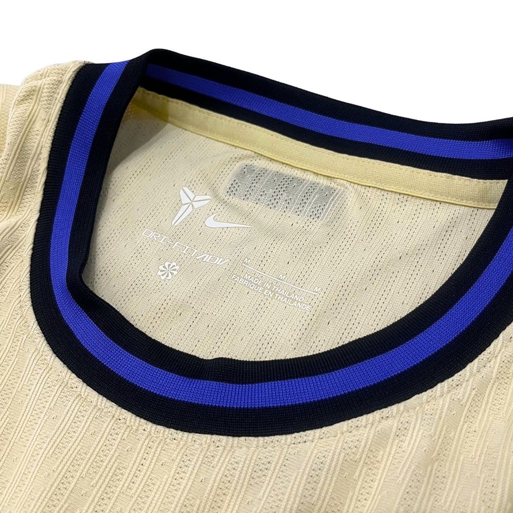 ÁO BÓNG ĐÁ BARCELONA x KOBE BRYANT 2025/26 CHÍNH HÃNG SÂN KHÁCH BẢN PLAYER -  HJ4554-784