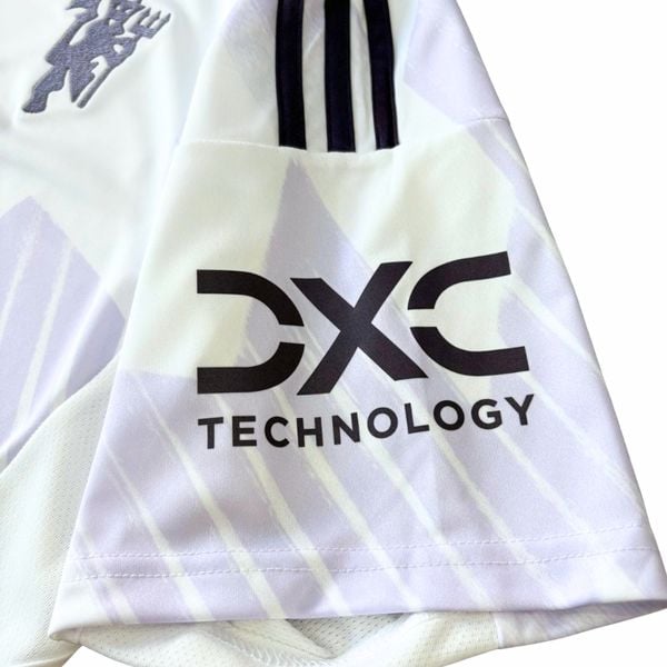 ÁO BÓNG ĐÁ MANCHESTER UNITED 2025/26 SÂN KHÁCH CHÍNH HÃNG FAN + ŠEŠKO #30 - JI7423