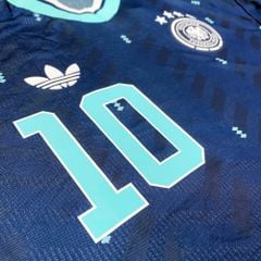 ÁO BÓNG ĐÁ ĐỨC WC2026 SÂN KHÁCH CHÍNH HÃNG PLAYER - NAMESET MUSIALA #10-  JN2070
