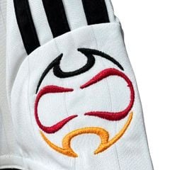 ÁO BÓNG ĐÁ ĐỨC 2006 SÂN NHÀ REISSUE ADIDAS CHÍNH HÃNG KD3998