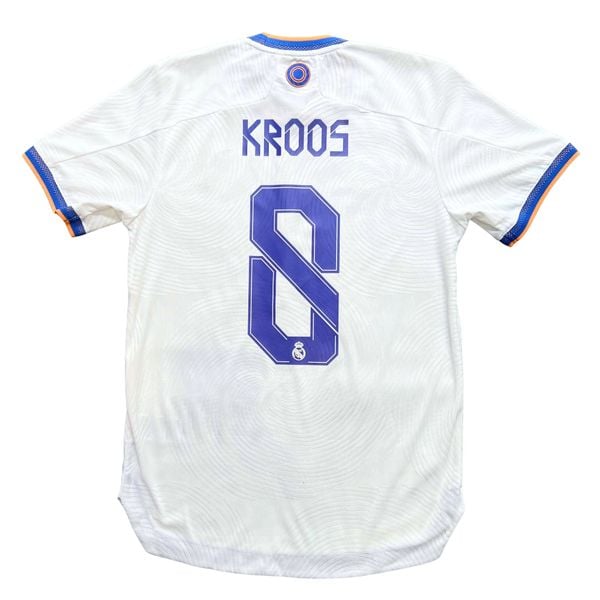 ÁO BÓNG ĐÁ REAL MADRID 2021/22 SÂN NHÀ CHÍNH HÃNG PLAYER - NAMESET KROSS #8 - GQ1360
