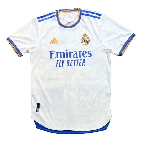 ÁO BÓNG ĐÁ REAL MADRID 2021/22 SÂN NHÀ CHÍNH HÃNG PLAYER - NAMESET KROSS #8 - GQ1360