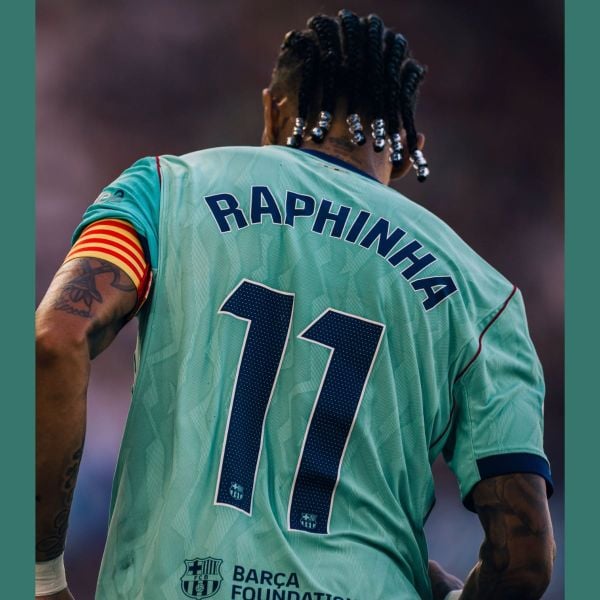 ÁO BÓNG ĐÁ BARCELONA 2026/27 SÂN KHÁCH THỨ BA CHÍNH HÃNG PLAYER II6639-301