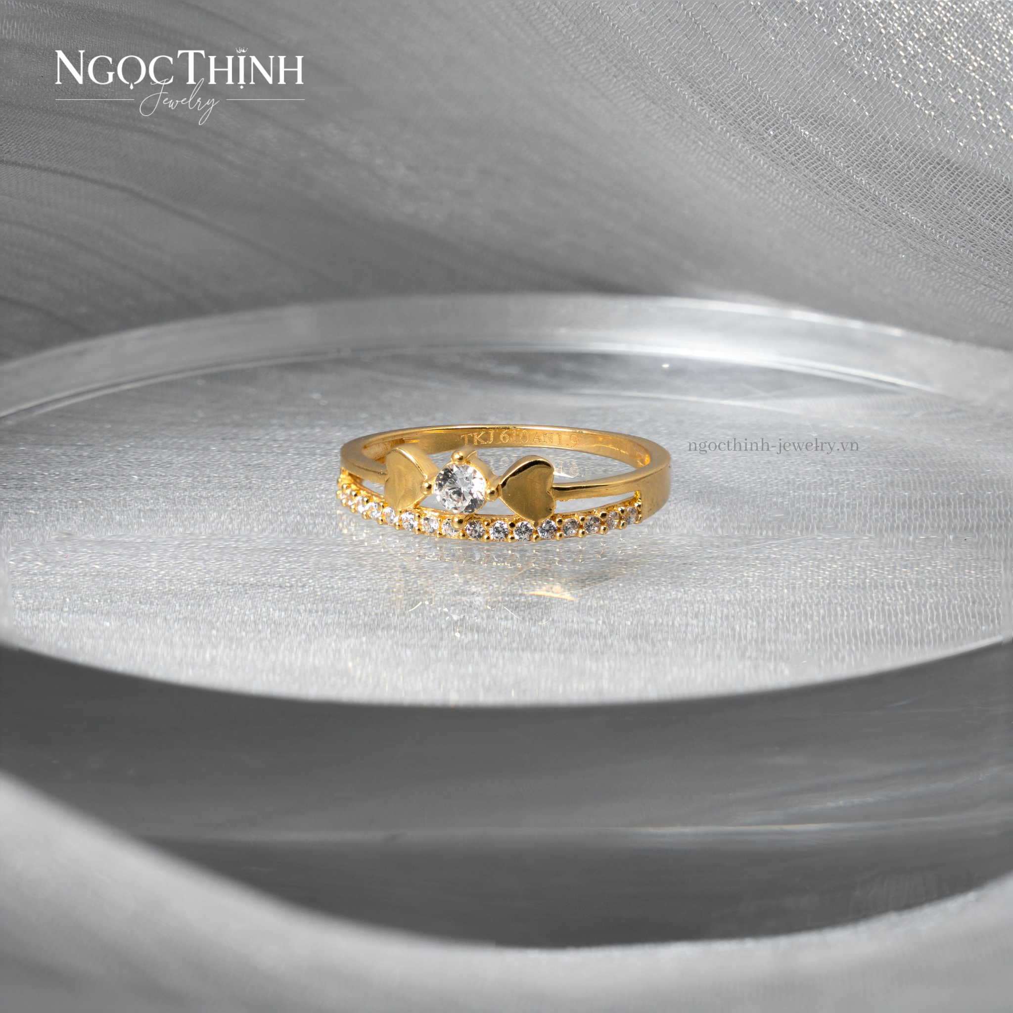 Nhẫn nữ