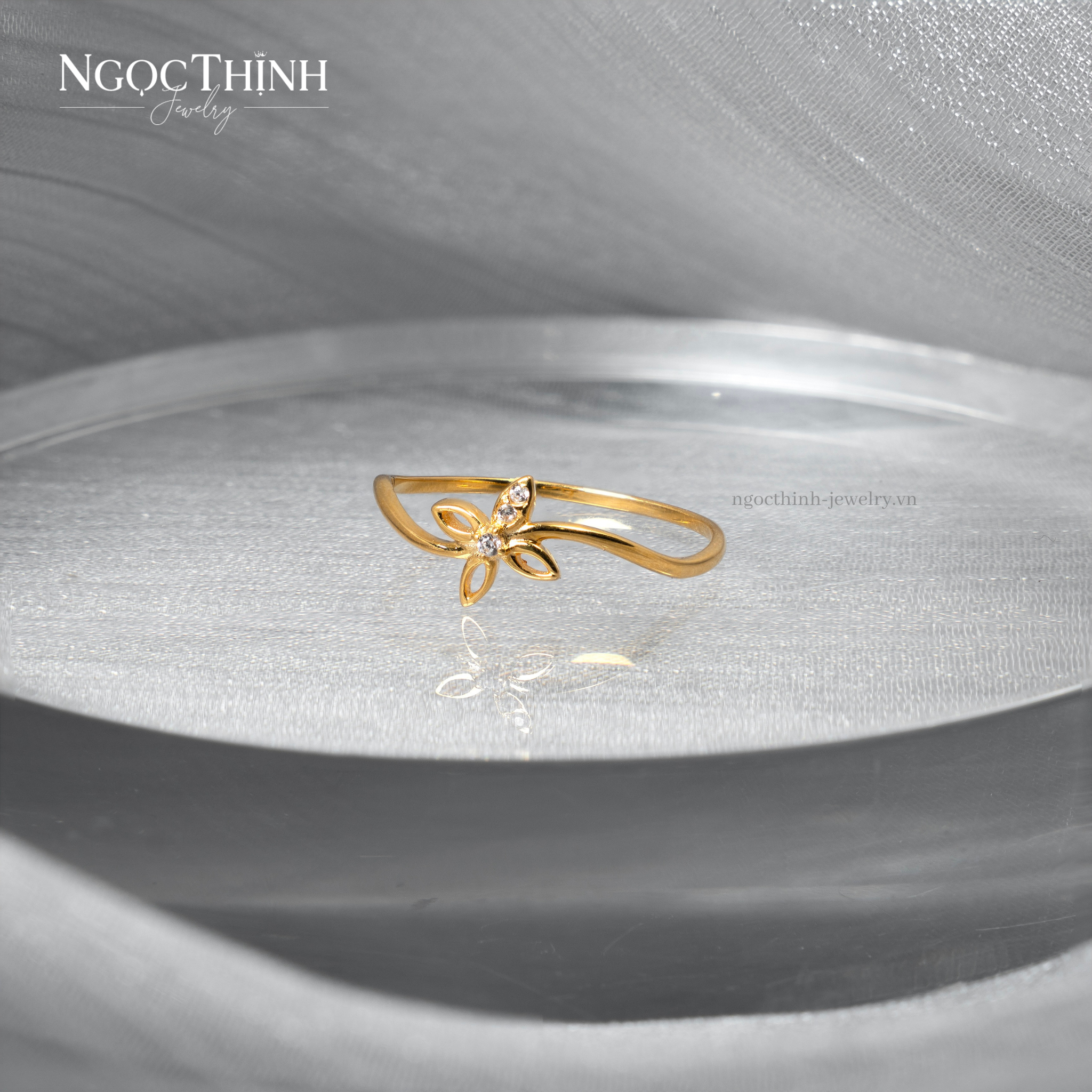 Nhẫn nữ
